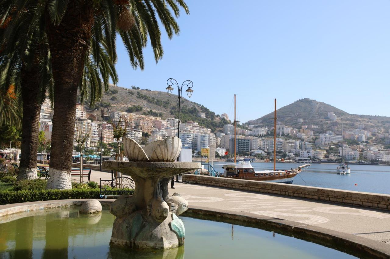 Luxury Seafront Apartments Sarande Exterior photo