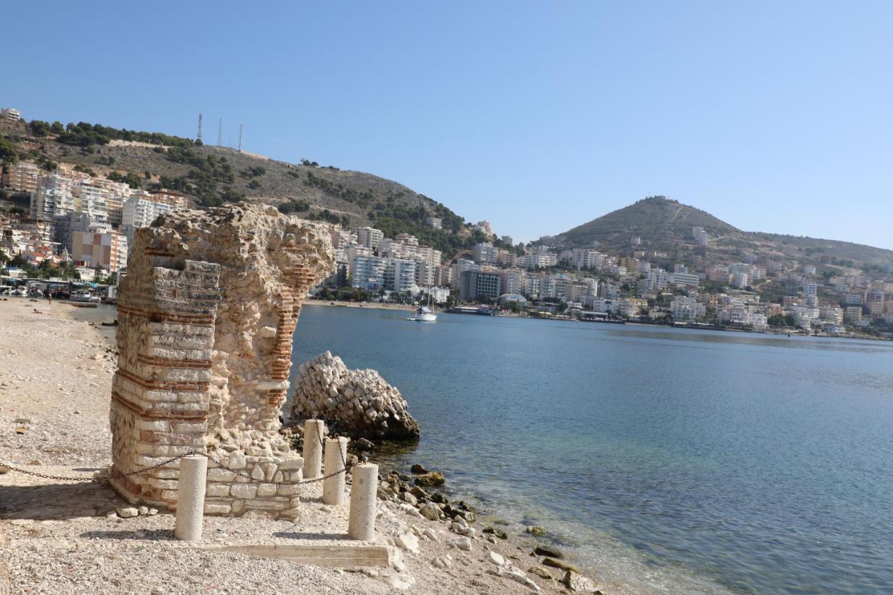 Luxury Seafront Apartments Sarande Exterior photo