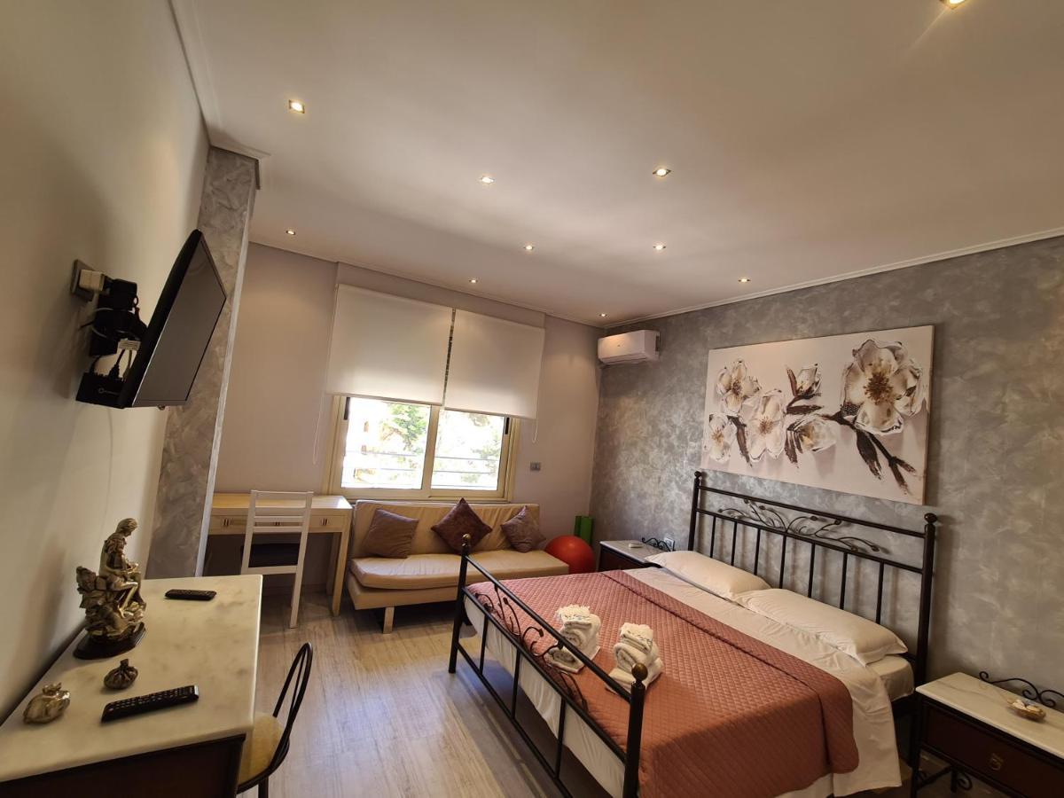 Luxury Seafront Apartments Sarande Room photo