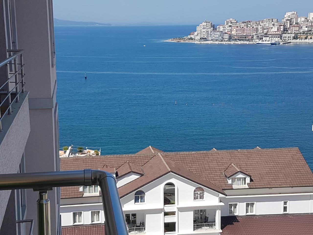Luxury Seafront Apartments Sarande Exterior photo